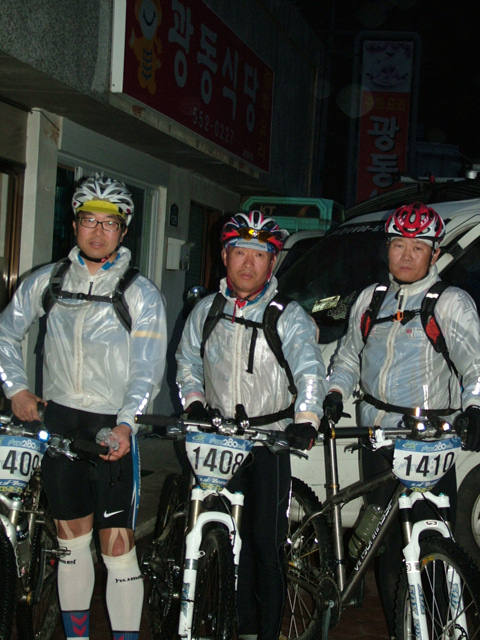 458-0f5e77e4-2060134658_13eb36bf_3696988267_Y3xuJWcL_DSCF4505.jpg